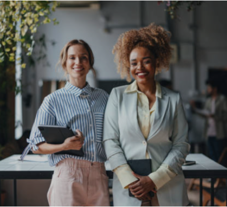 Équipe de professionnelles en entreprise